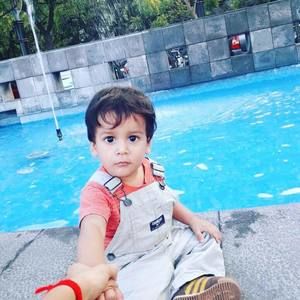 Meet your Posher, Maria